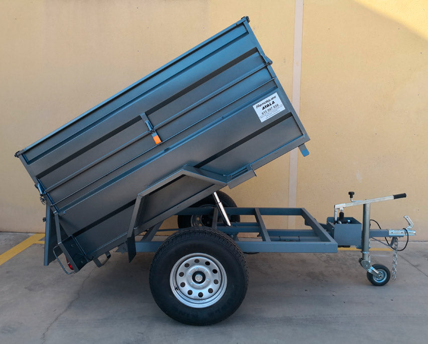 Remolque 4×4 basculante hidráulico + freno de inercia 2.200 x 1.300 x 600 + 350 – Mma 750 kg
