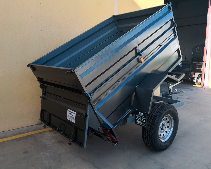 Remolque 4×4 basculante hidráulico + freno de inercia 2.200 x 1.300 x 600 + 350 – Mma 750 kg